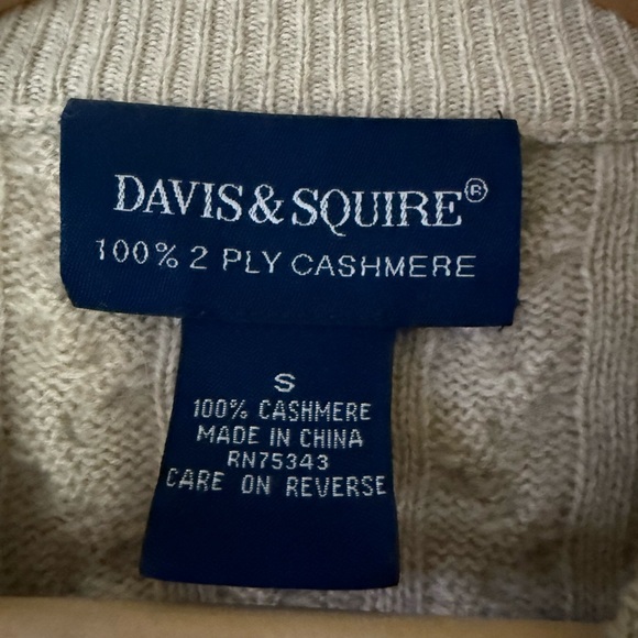 Davis & Squire 100% 2 Ply Cashmere oatmeal Cable Knit Crewneck Sweater - Picture 3 of 5